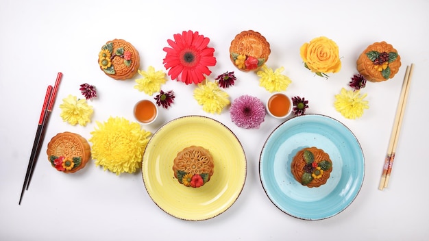 Kolorowe dania na stole